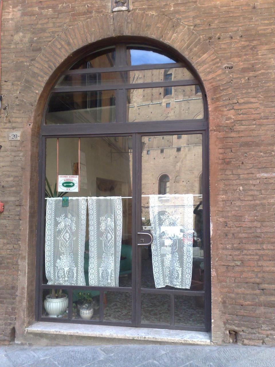 Garibaldi 2* Siena